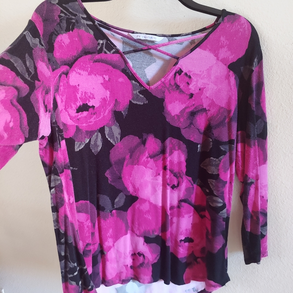 Rayon/spandex flowy top